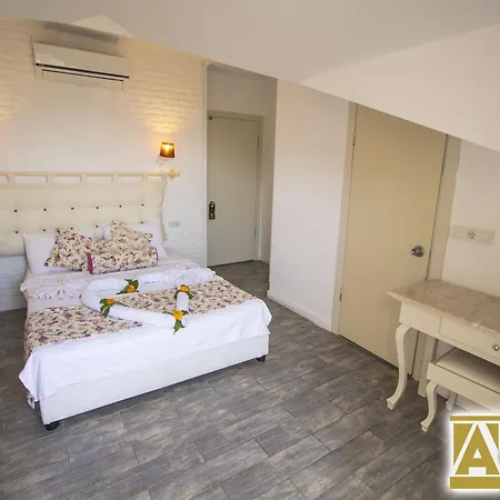 Ata Lagoon 3*