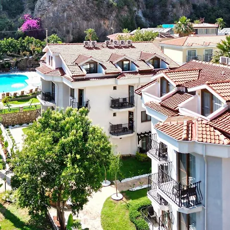 Ata Lagoon Hotel 3*