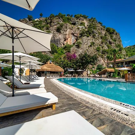 阿拉木图泻湖海滩酒店