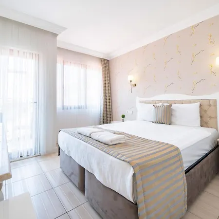 Hotell Ata Lagoon 3*