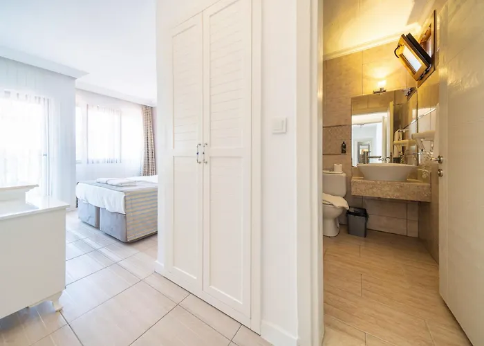 Ata Lagoon Отель