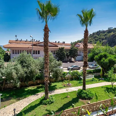 阿拉木图泻湖海滩酒店 厄吕代尼兹