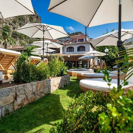 阿拉木图泻湖海滩酒店 厄吕代尼兹